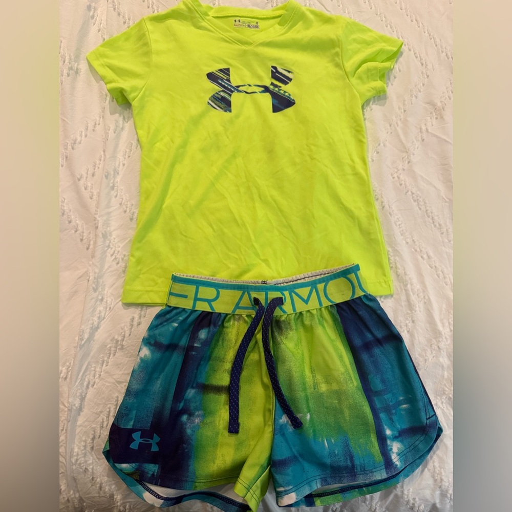 Under Armour Neon Yellow HeatGear Set